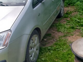 2004 Ford C-MAX I, серебристый, 260000 рублей, вид 3