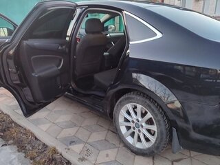 2014 Ford Mondeo IV Рестайлинг, чёрный, 1249000 рублей, вид 3