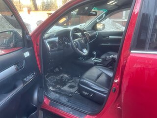 2018 Toyota Hilux VIII, красный, 3890000 рублей, вид 5