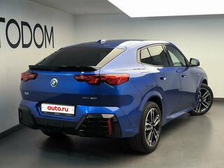 2025 BMW X2 xDrive25i II (U10), синий, 6985000 рублей, вид 3