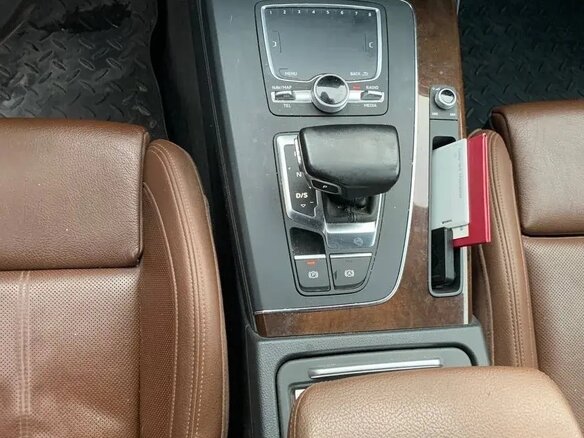 2017 Audi Q5 II (FY), белый, 3150000 рублей - вид 9