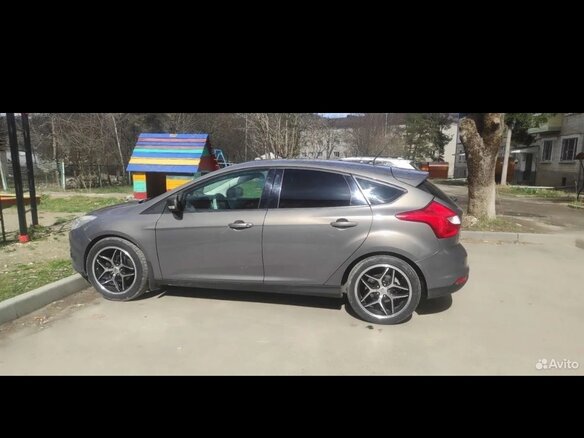 2011 Ford Focus III, коричневый, 720000 рублей - вид 11