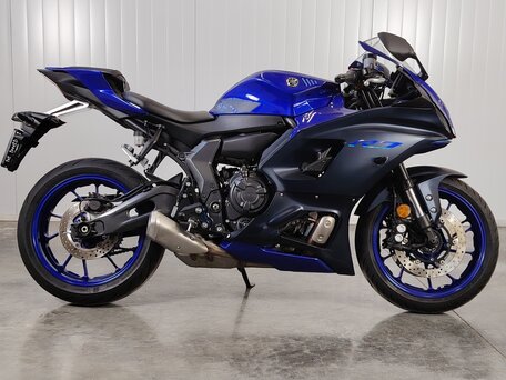 2022 Yamaha YZF-R7, синий, 799000 рублей, вид 1