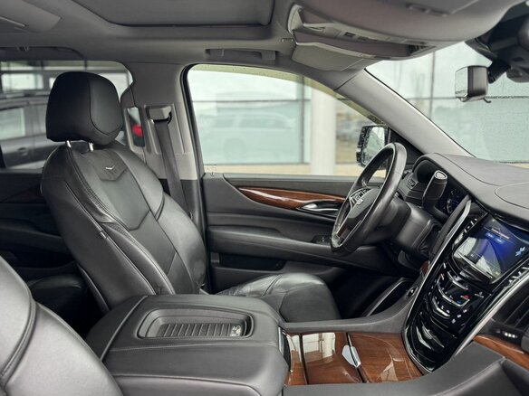 2020 Cadillac Escalade IV, белый, 3665000 рублей - вид 17