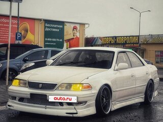 1997 Toyota Mark II VIII (X100), белый, 810000 рублей, вид 2