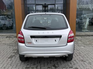 2026 Lada (ВАЗ) Granta Cross I Рестайлинг, серебристый, 1216000 рублей, вид 4