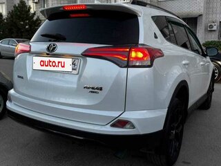 2019 Toyota RAV4 IV (XA40) Рестайлинг, белый, 2850000 рублей, вид 4
