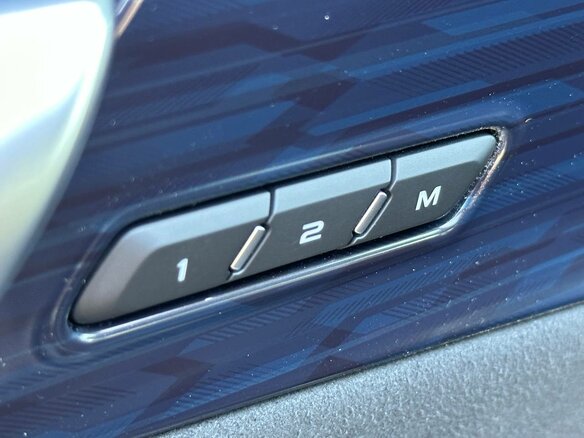 2026 Geely Monjaro I, чёрный, 4904990 рублей - вид 17