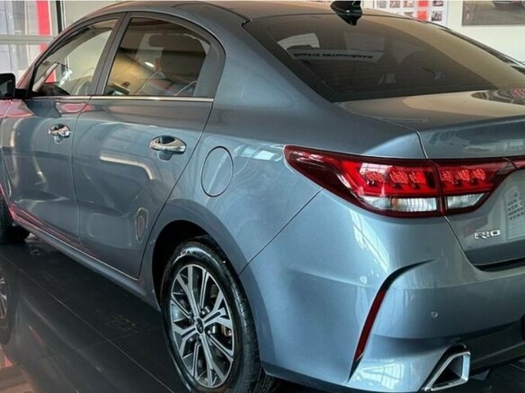 2020 Kia Rio IV Рестайлинг, серый, 1750000 рублей - вид 5