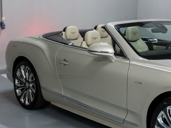 2025 Bentley Continental GT Speed IV, серый, 48865000 рублей - вид 5