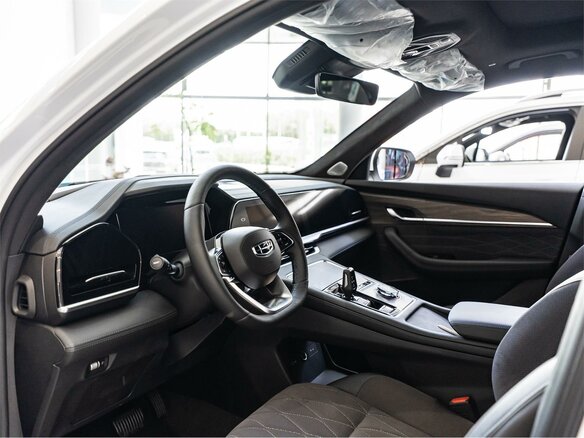 2026 Geely Monjaro I Рестайлинг, белый, 5012716 рублей - вид 9