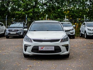 2017 Kia Rio IV, белый, 610000 рублей, вид 3