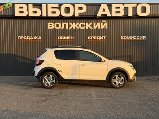 2019 Renault Sandero Stepway II Рестайлинг, белый, 1190000 рублей, вид 4