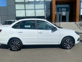 2026 Lada (ВАЗ) Granta I Рестайлинг, белый, 1285000 рублей, вид 5