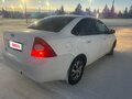 2011 Ford Focus II Рестайлинг, белый, 560000 рублей - вид 2