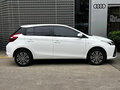2019 Toyota Yaris DJ/DL, белый, 1180123 рублей - вид 2