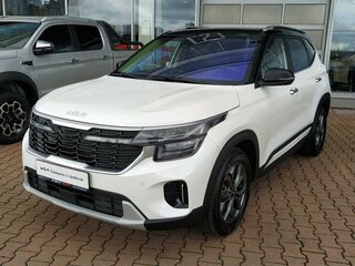 2024 Kia Seltos I Рестайлинг, белый, 2330000 рублей, вид 1