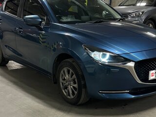 2020 Mazda 2 III (DJ) Рестайлинг, синий, 1490000 рублей, вид 3