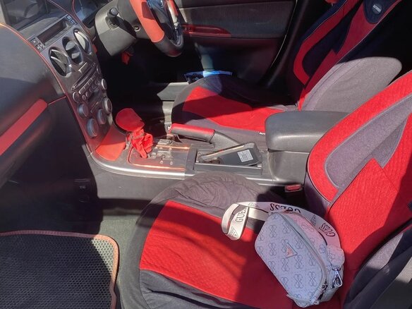 2002 Mazda Atenza I, белый, 725000 рублей - вид 12