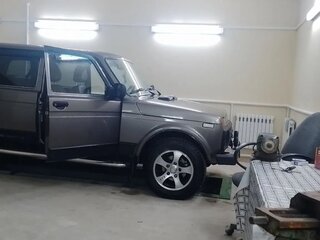 2017 Lada (ВАЗ) 2131 (4x4) I, коричневый, 700000 рублей, вид 1