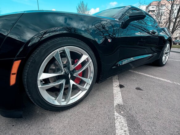 2021 Chevrolet Camaro 10-speed VI Рестайлинг, чёрный, 4600000 рублей - вид 8