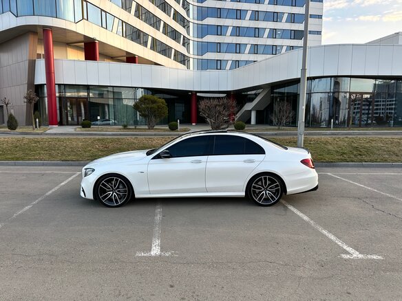 2017 Mercedes-Benz E-Класс AMG 43 AMG V (W213), белый, 3800000 рублей - вид 8