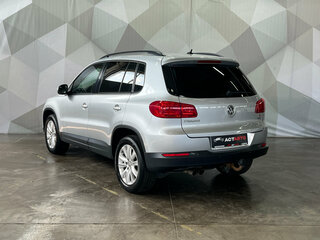 2012 Volkswagen Tiguan I Рестайлинг, серебристый, 999000 рублей, вид 4