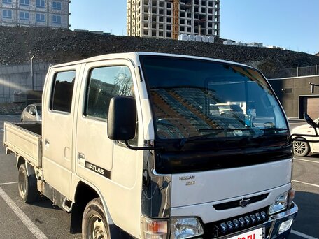 2001 Nissan Atlas, белый, 1450000 рублей, вид 1