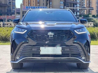 2025 Toyota Crown Kluger, чёрный, 4600000 рублей, вид 2