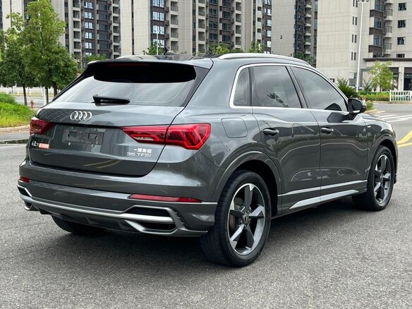 2022 Audi Q3 35 TFSI II (F3), серый, 2050000 рублей - вид 5