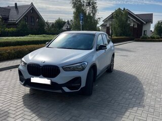 2021 BMW X1 18i sDrive II (F48) Рестайлинг, серый, 2650000 рублей, вид 3