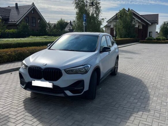 2021 BMW X1 18i sDrive II (F48) Рестайлинг, серый, 2650000 рублей - вид 2