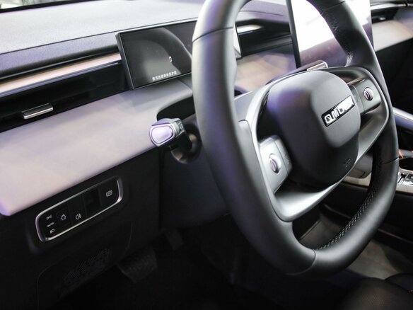 2026 Omoda C5 II, чёрный - вид 10