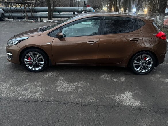 2015 Kia Ceed II Рестайлинг, коричневый, 920000 рублей - вид 12