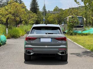 2022 Audi Q3 35 TFSI II (F3), серый, 1980000 рублей, вид 4
