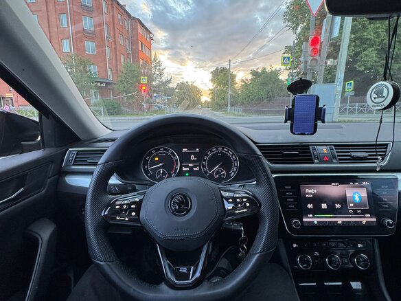 2018 Skoda Superb III, чёрный, 1750000 рублей - вид 20