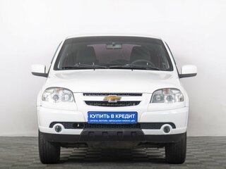 2018 Chevrolet Niva I Рестайлинг, белый, 799000 рублей, вид 3