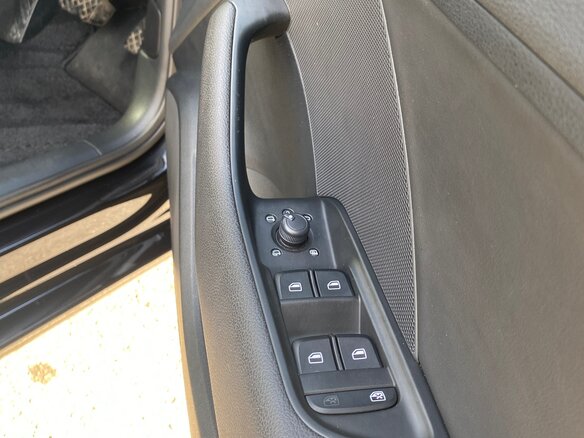 2014 Audi A3 III (8V), чёрный, 1350000 рублей - вид 9