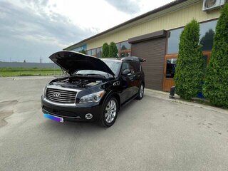 2011 Infiniti QX56 II, чёрный, 2100000 рублей, вид 2