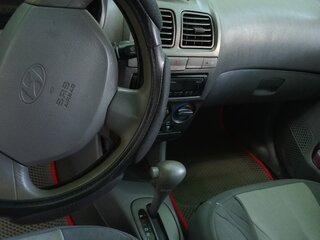 2005 Hyundai Accent ТагАЗ II, красный, 410000 рублей, вид 5