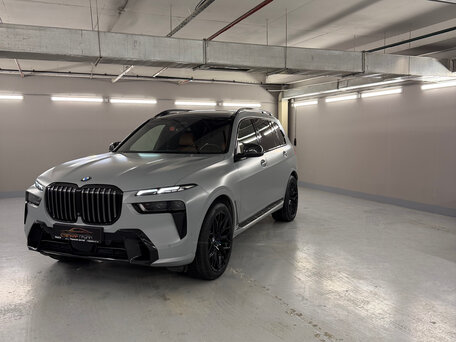2022 BMW X7 40d I (G07) Рестайлинг, серый, 11000000 рублей, вид 5