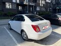 2013 Chevrolet Aveo II, белый, 700000 рублей - вид 4