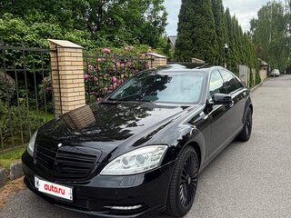 2009 Mercedes-Benz S-Класс 350 V (W221) Рестайлинг, чёрный, 1800000 рублей, вид 2