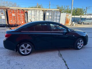 2011 Chevrolet Cruze I, чёрный, 719000 рублей, вид 4