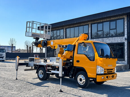 2026 Isuzu Автовышки, золотистый, 6200000 рублей, вид 1