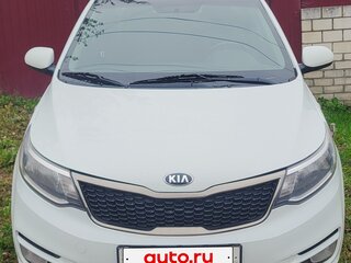 2017 Kia Rio III Рестайлинг, белый, 1000000 рублей, вид 1