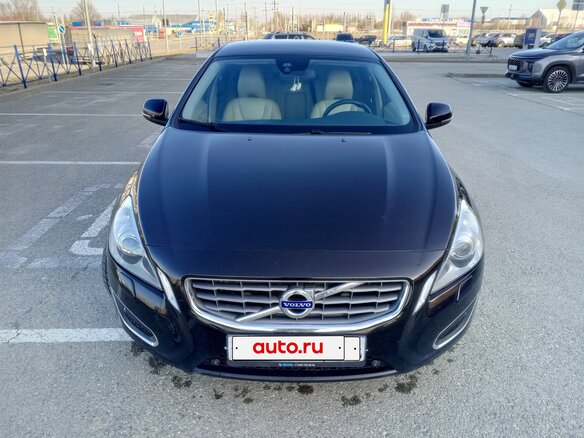 2013 Volvo S60 II, коричневый - вид 15