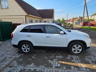 2014 Kia Sorento II Рестайлинг, белый, 1600000 рублей, вид 4