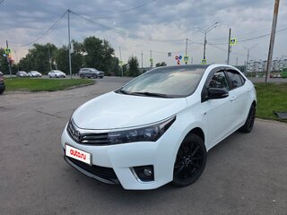 2013 Toyota Corolla XI (E160, E170, E180), белый, 1300000 рублей, вид 2