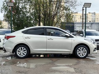 2018 Hyundai Solaris II, бежевый, 999000 рублей, вид 4